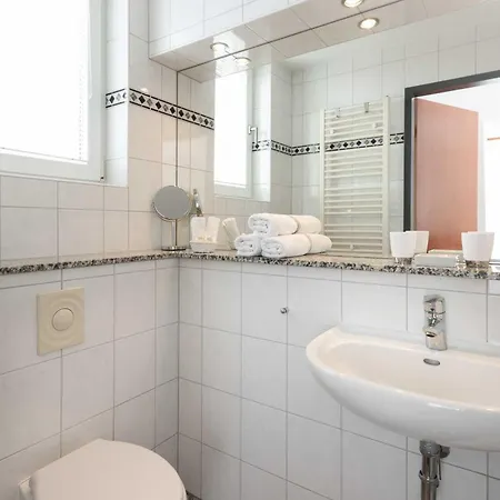 Haus Koebesine 23 호텔