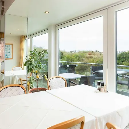 فندق Haus Koebesine 23